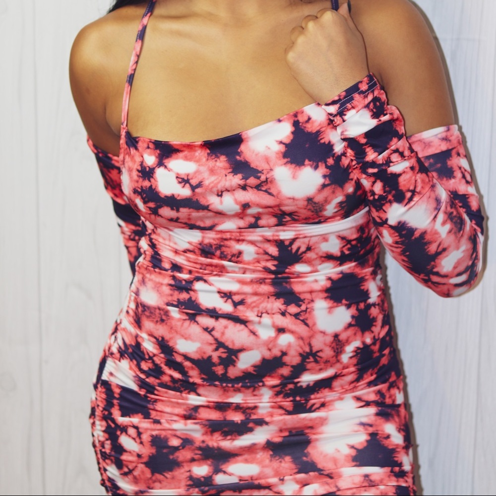 Halter top dress with sleeves/cross back straps